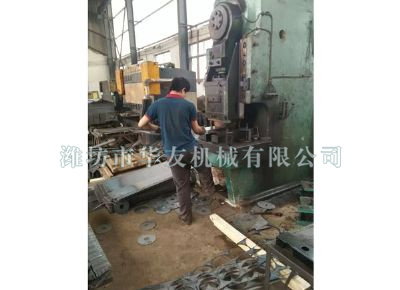 點(diǎn)擊查看詳細(xì)信息<br>標(biāo)題：華友機(jī)械車間一角 閱讀次數(shù)：8739