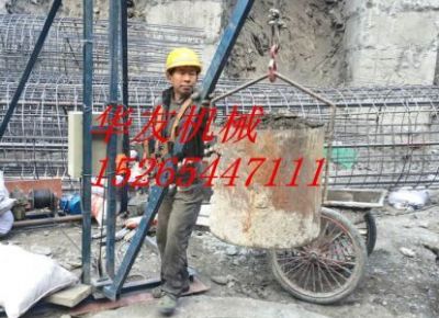 點(diǎn)擊查看詳細(xì)信息<br>標(biāo)題：華友機(jī)械建筑 挖樁 打井用小吊機(jī) 閱讀次數(shù)：6088